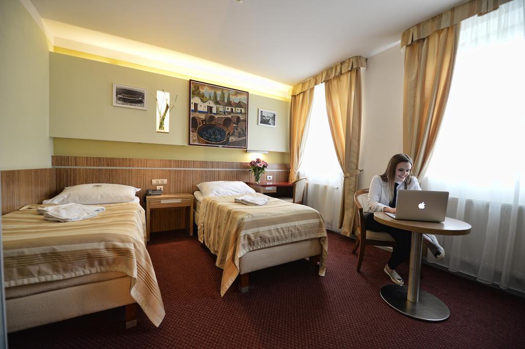 Hotel Vaka Μπρνο Εξωτερικό φωτογραφία