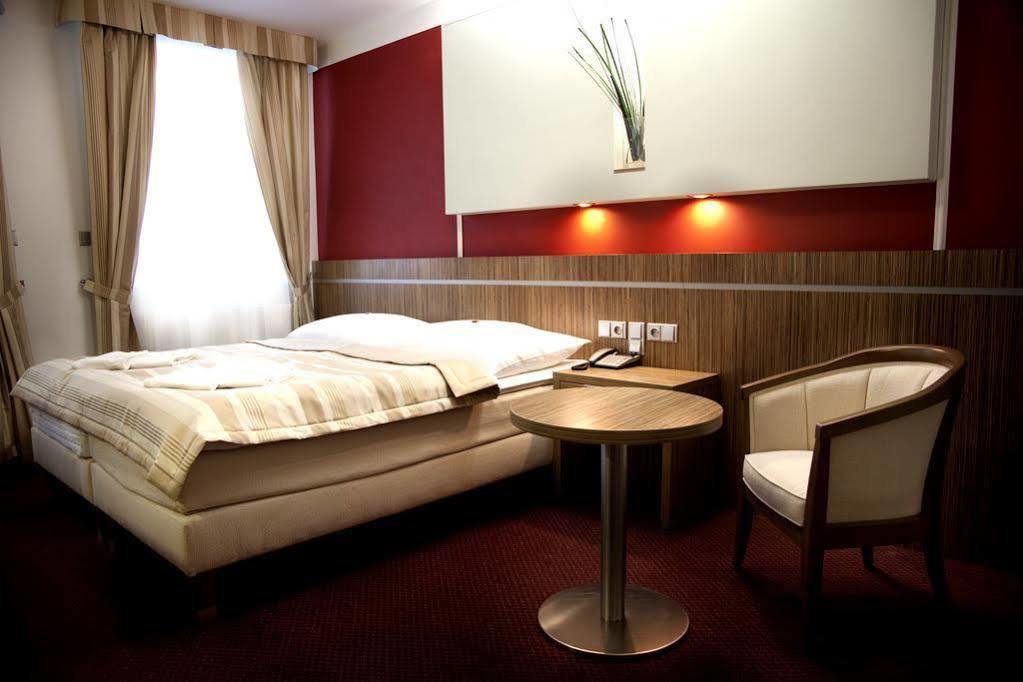 Hotel Vaka Μπρνο Εξωτερικό φωτογραφία
