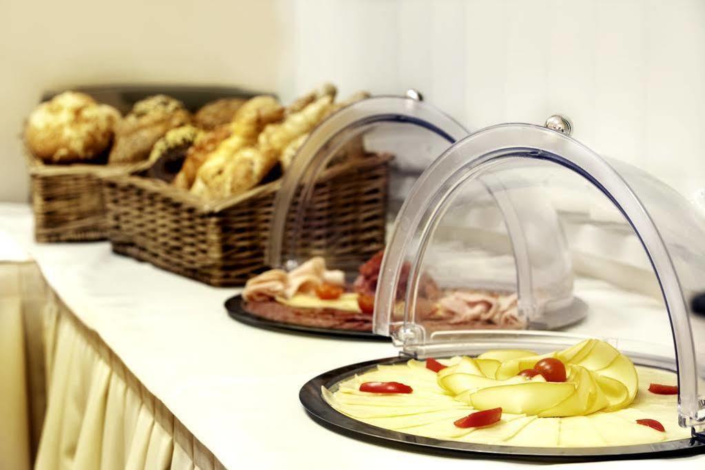 Hotel Vaka Μπρνο Εξωτερικό φωτογραφία
